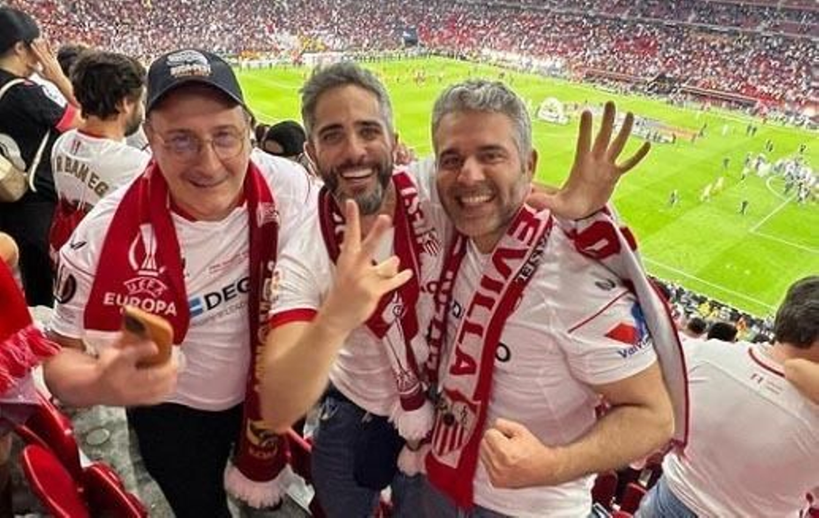 Una de las imágenes publicada por Roberto Leal en su Instagram.