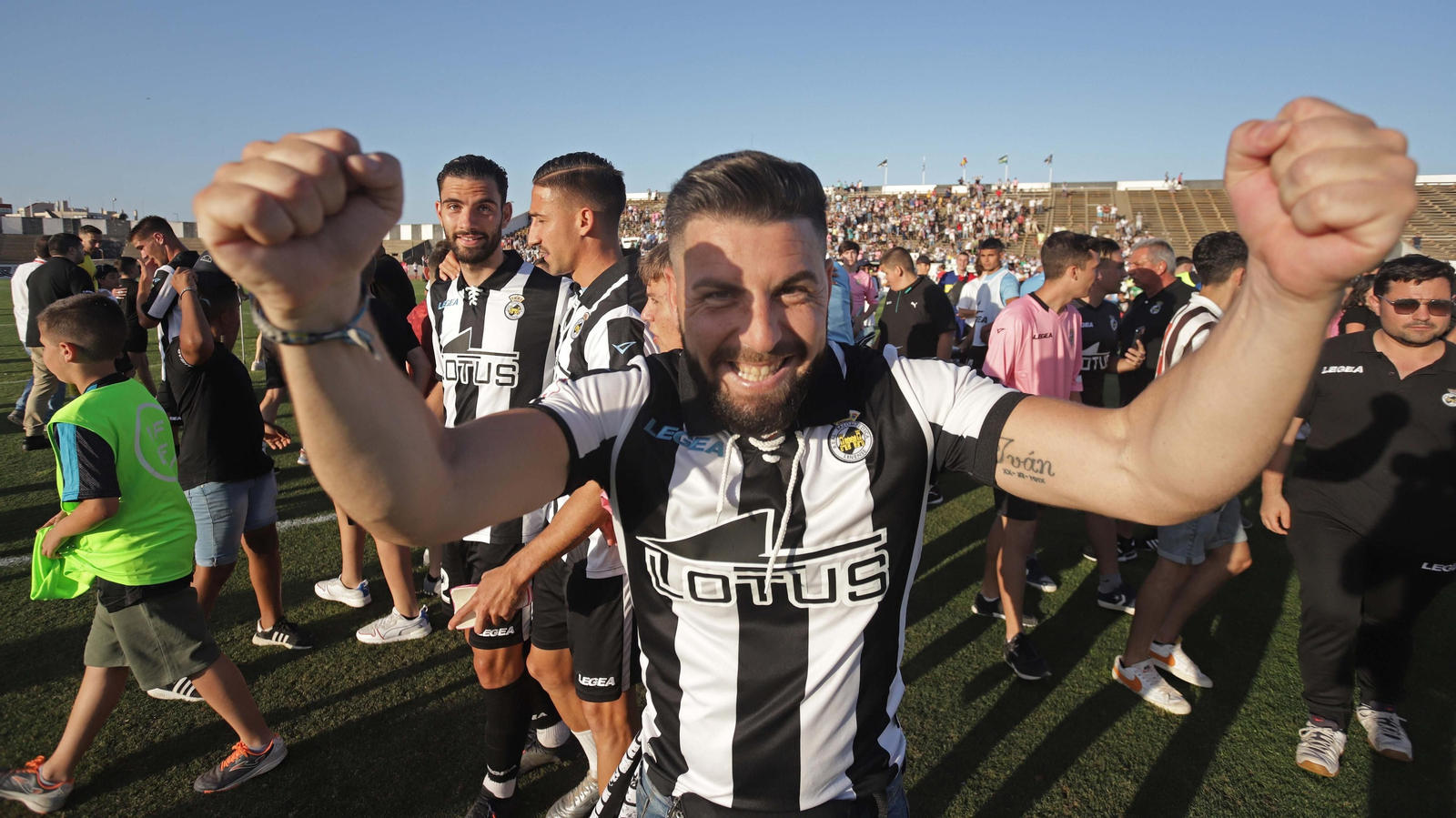 Fotos de la celebración de la Balona en el estadio municipal de La Línea