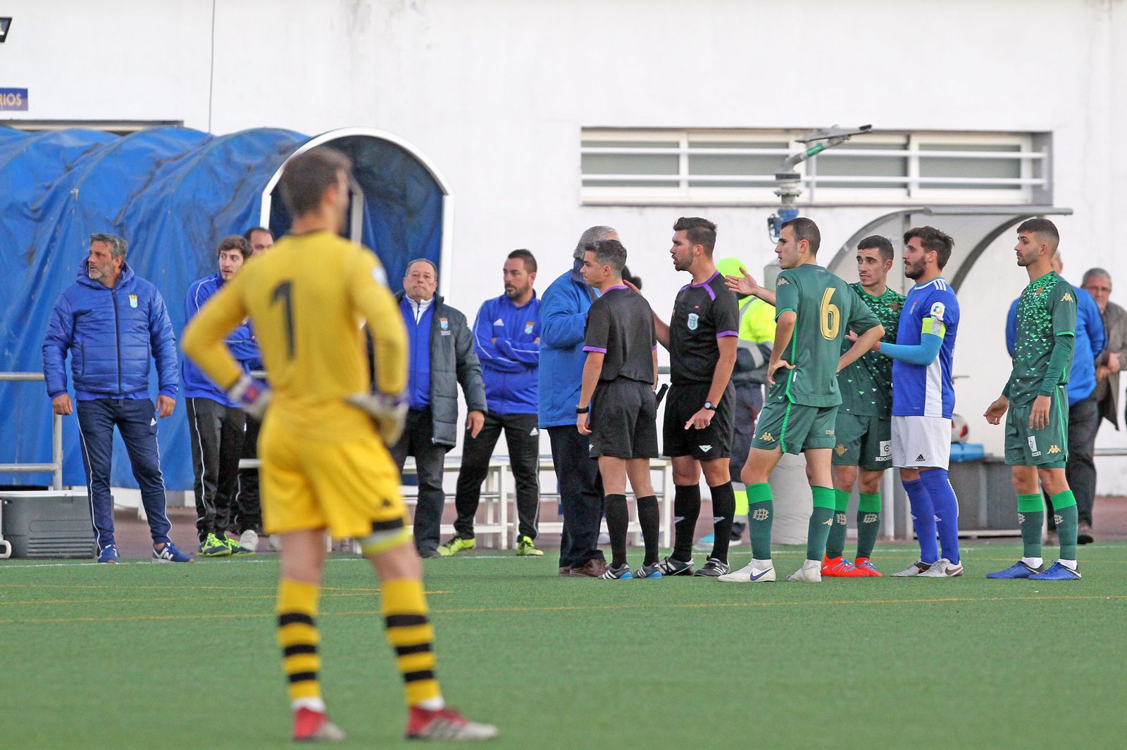 Partido entre Xerez CD y Betis Deportivo en Complejo Deportivo La Granja