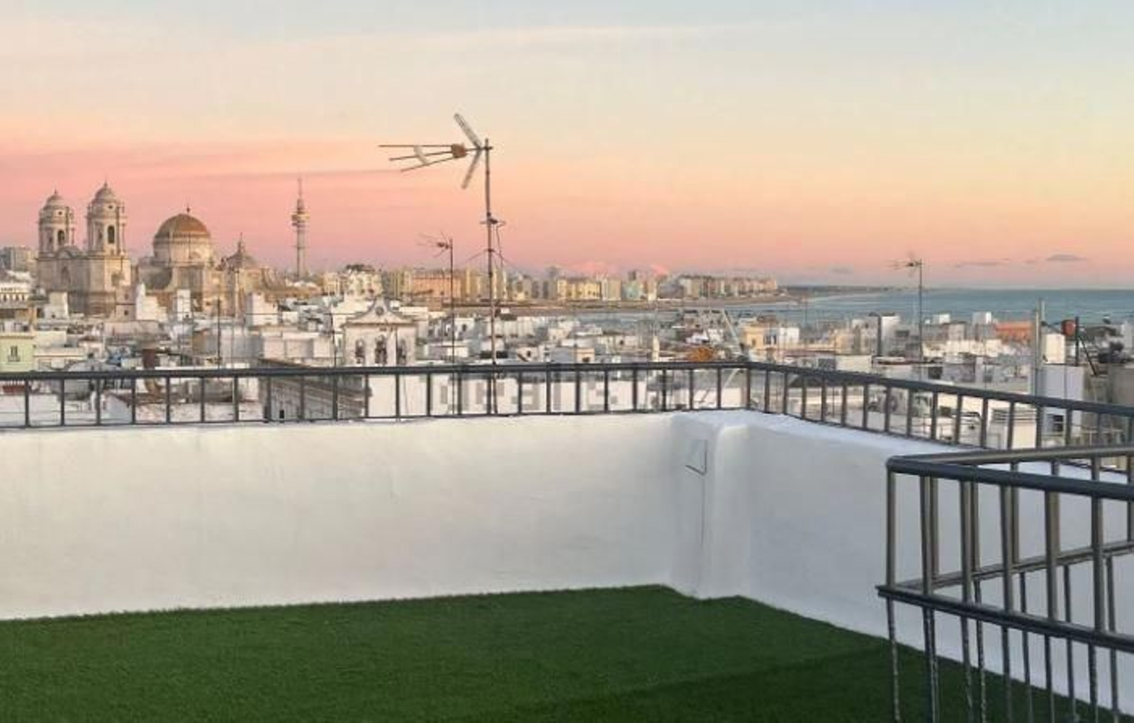 Vistas de la Catedral desde la azotea de la vivienda