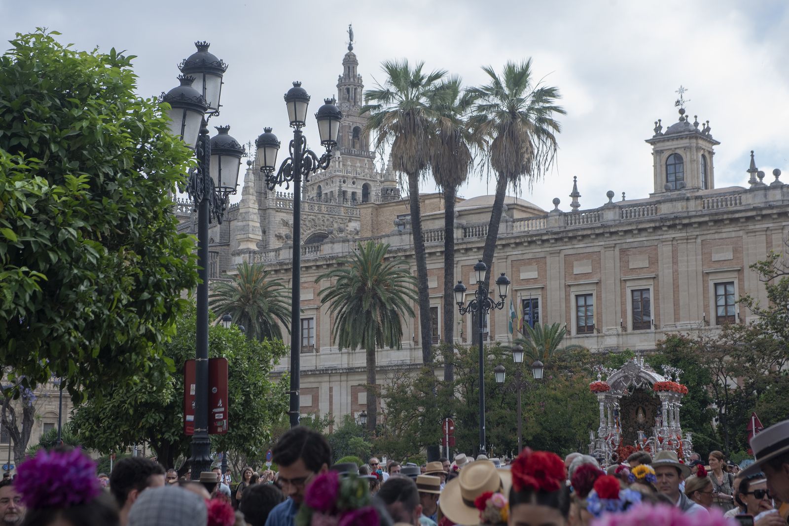 Las imágenes de la salida de la Hermandad del Rocío de Sevilla