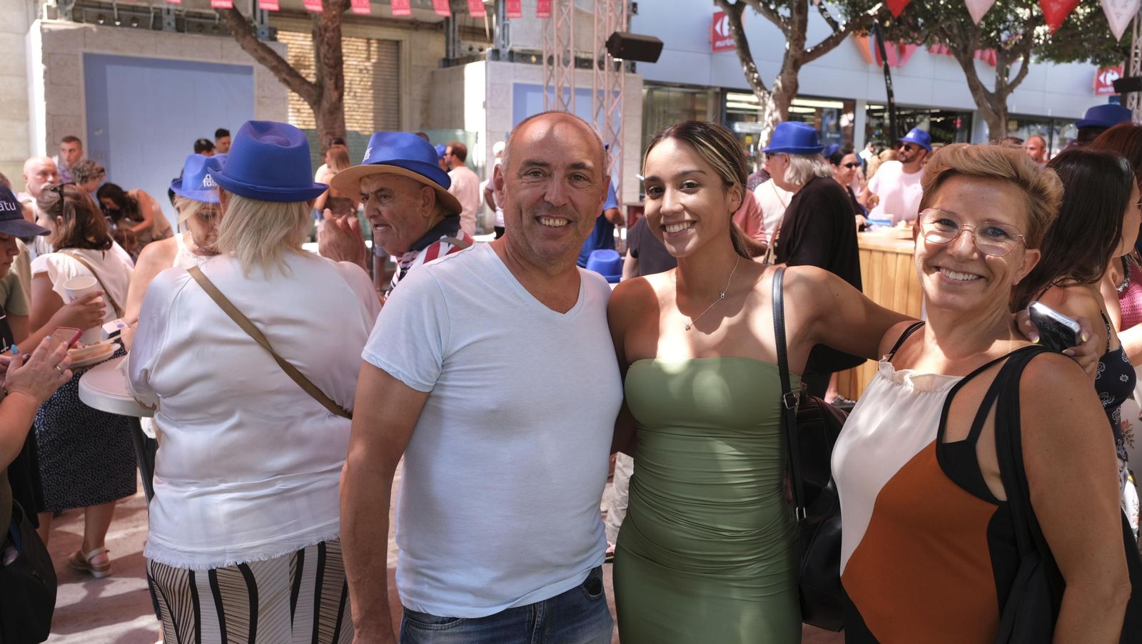 Las imágenes del lunes de la Feria del Mediodía en Almería