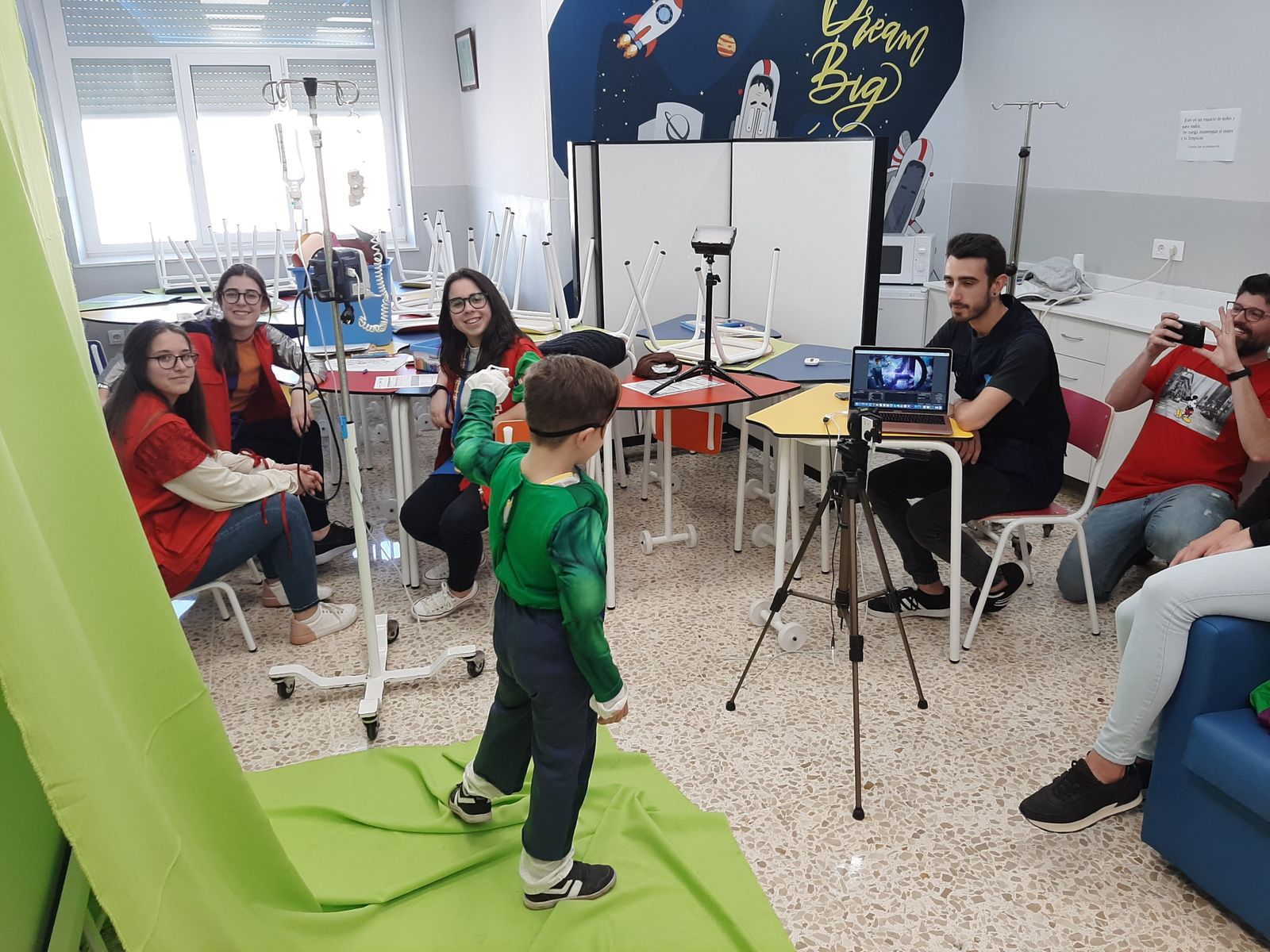 Uno de los menores durante la actividad.