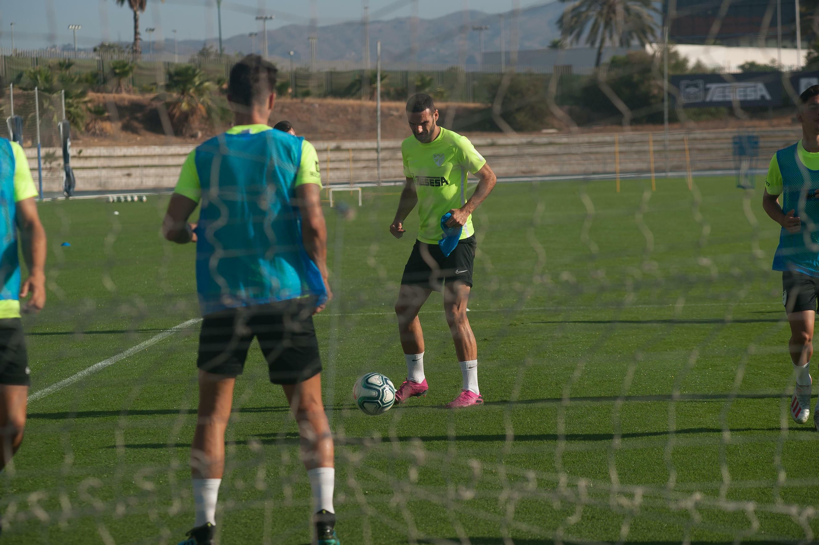 Las fotos del entrenamiento del Málaga CF a puerta abierta Las fotos del entrenamiento del Málaga CF a puerta abierta