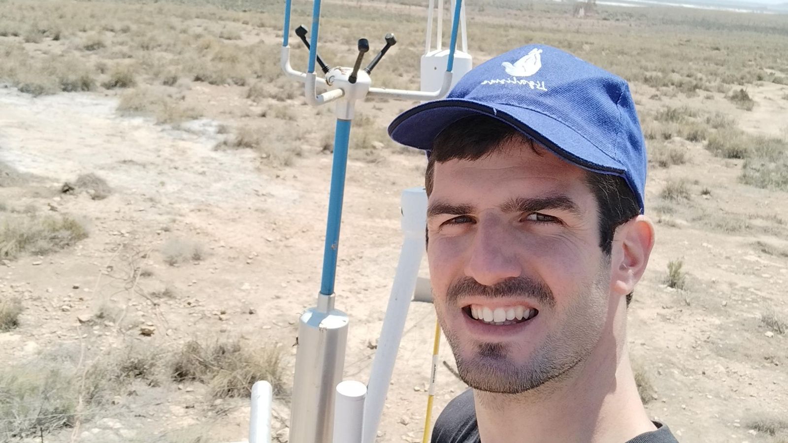 Enrique Echeverría-Martín, investigador del proyecto, en Las Amoladeras (Cabo de Gata)