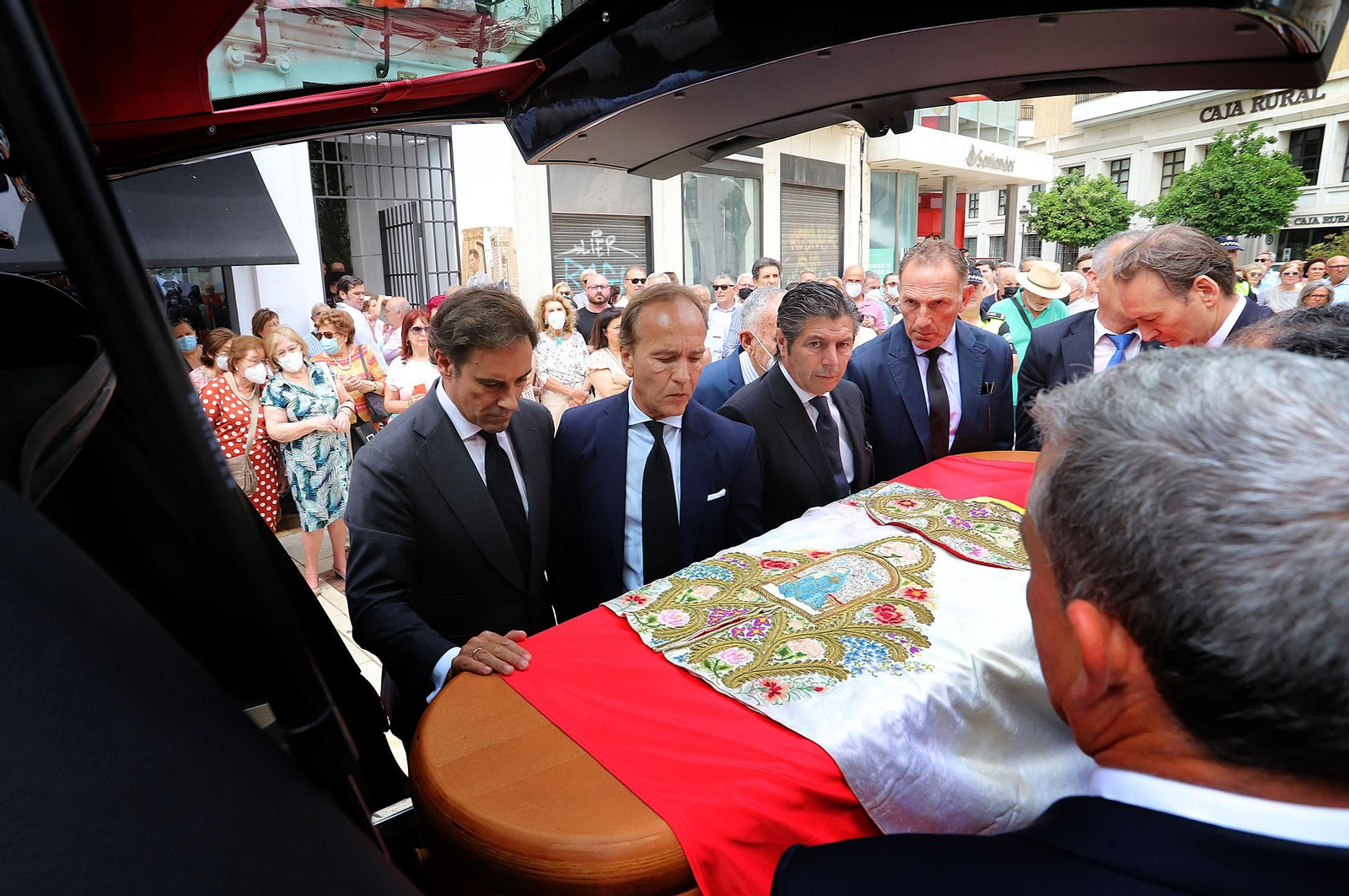 Misa funeral a Miguel Báez 'Litri', en imágenes