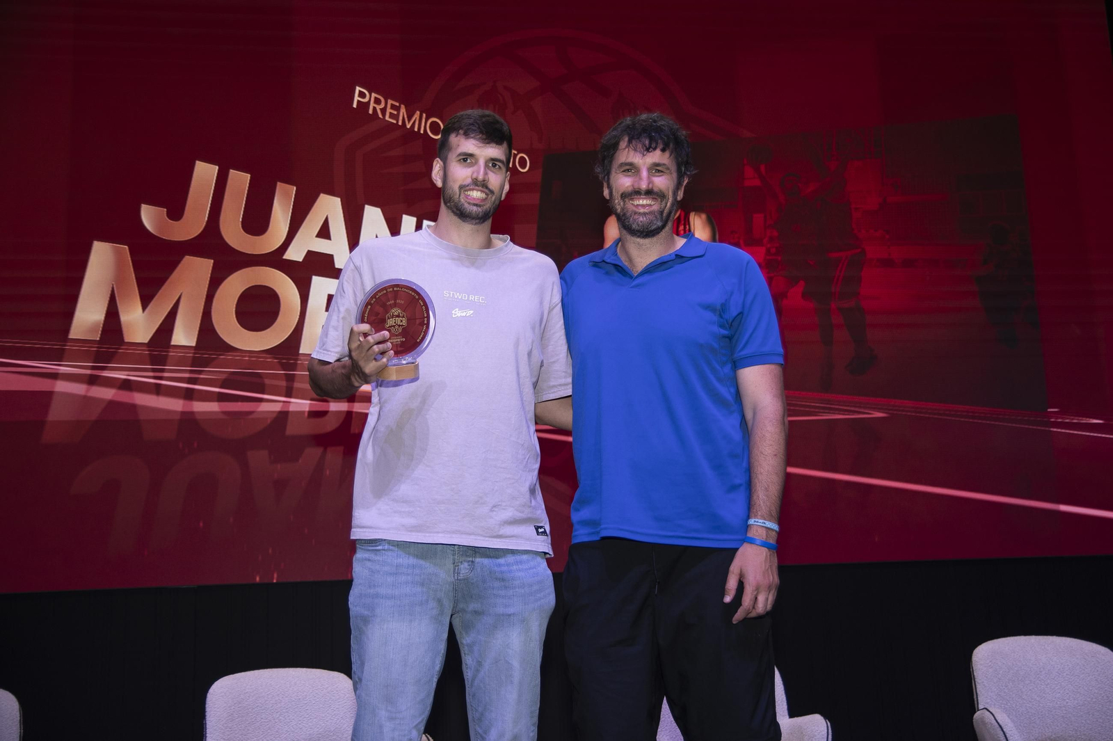 Valores y emoción en la IV Gala de Fomento del Baloncesto del Jaén CB, en imágenes