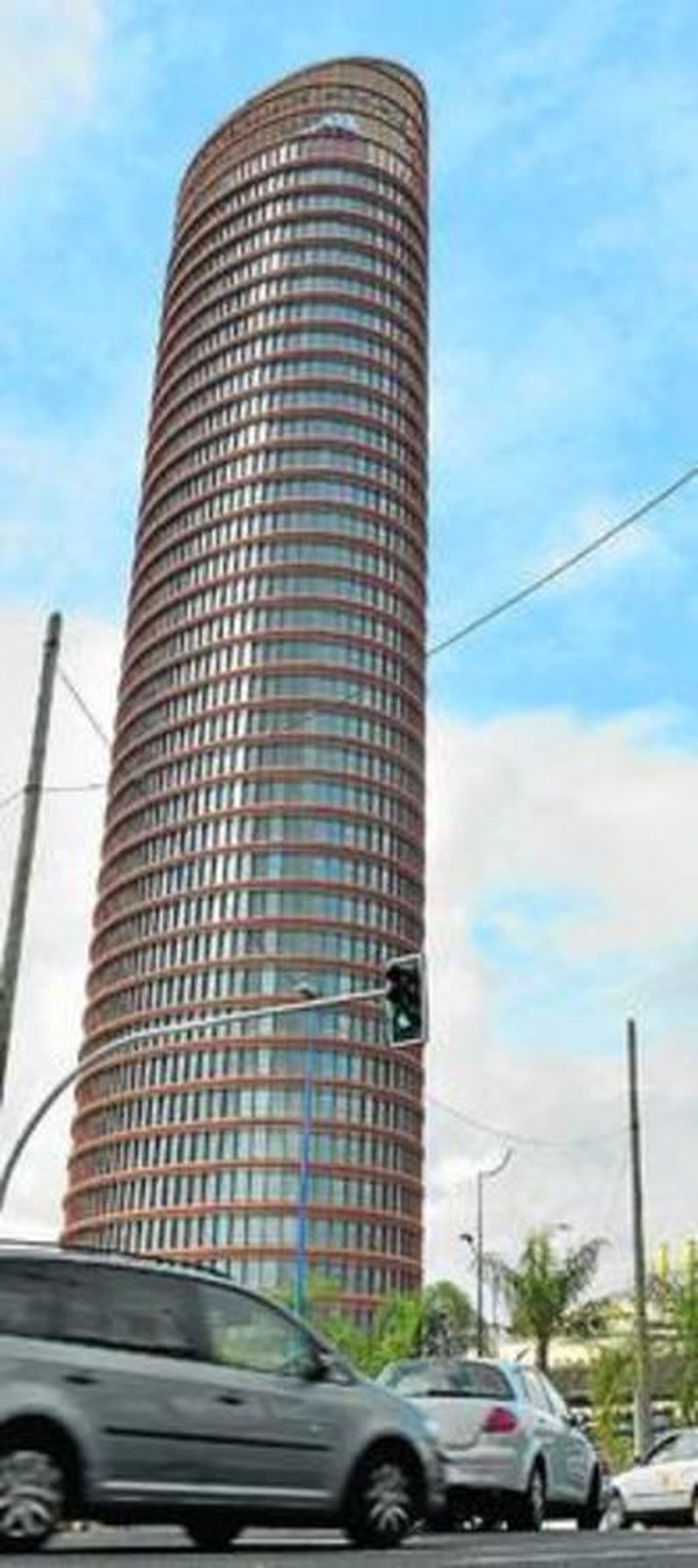 En septiembre funcionará el bus rápido del Metro de Blas Infante a la Cartuja