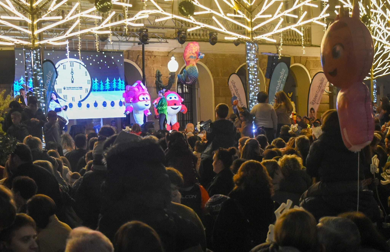 Las imágenes de las Campanadas Infantiles y las Preuvas en Cádiz Las imágenes de las Campanadas Infantiles y las Preuvas en Cádiz