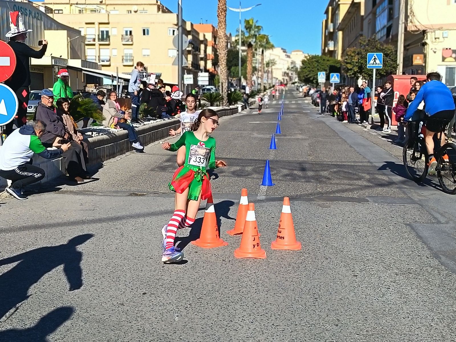 La San Silvestre albojense recoge 700 kilogramos de alimentos destinados a Cáritas