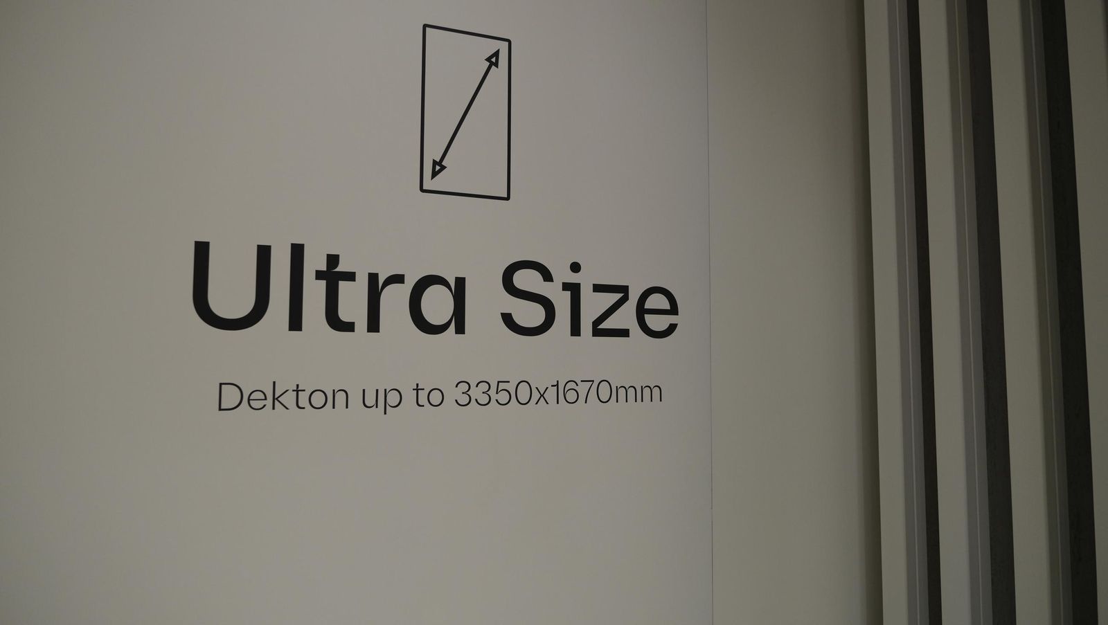 Cosentino City llega al Paseo de Almería , en imágenes