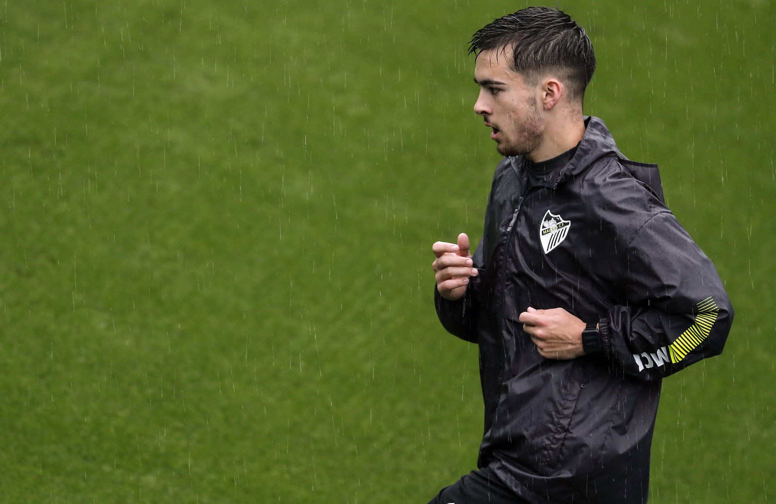 Agua de mayo en La Rosaleda