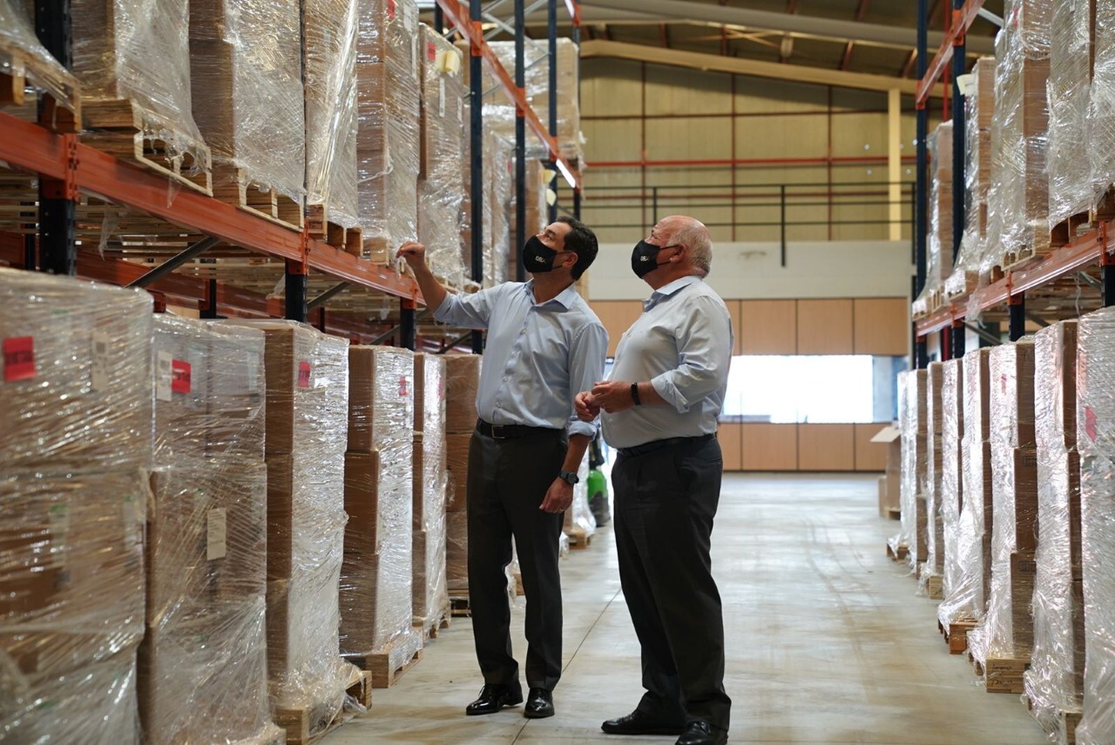 La Junta almacena en Granada medio millón de test de coronavirus