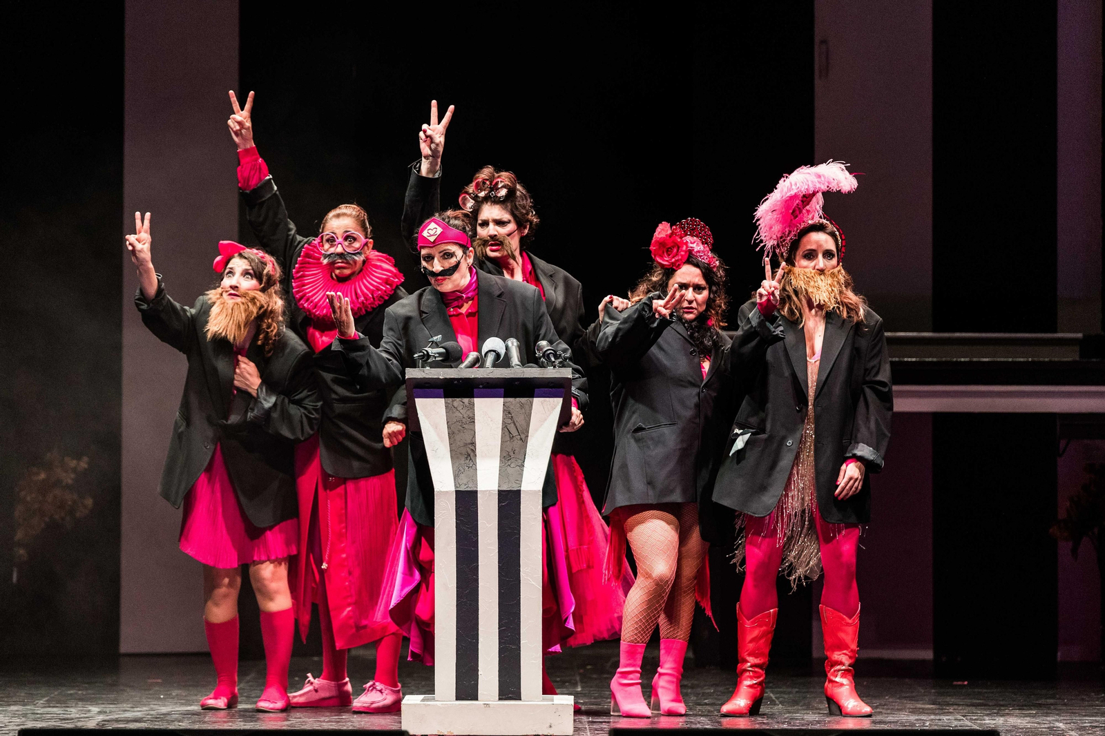 'Las asambleístas' llegan al Teatro de las Cortes de San Fernando 'Las asambleístas' llegan al Teatro de las Cortes de San Fernando