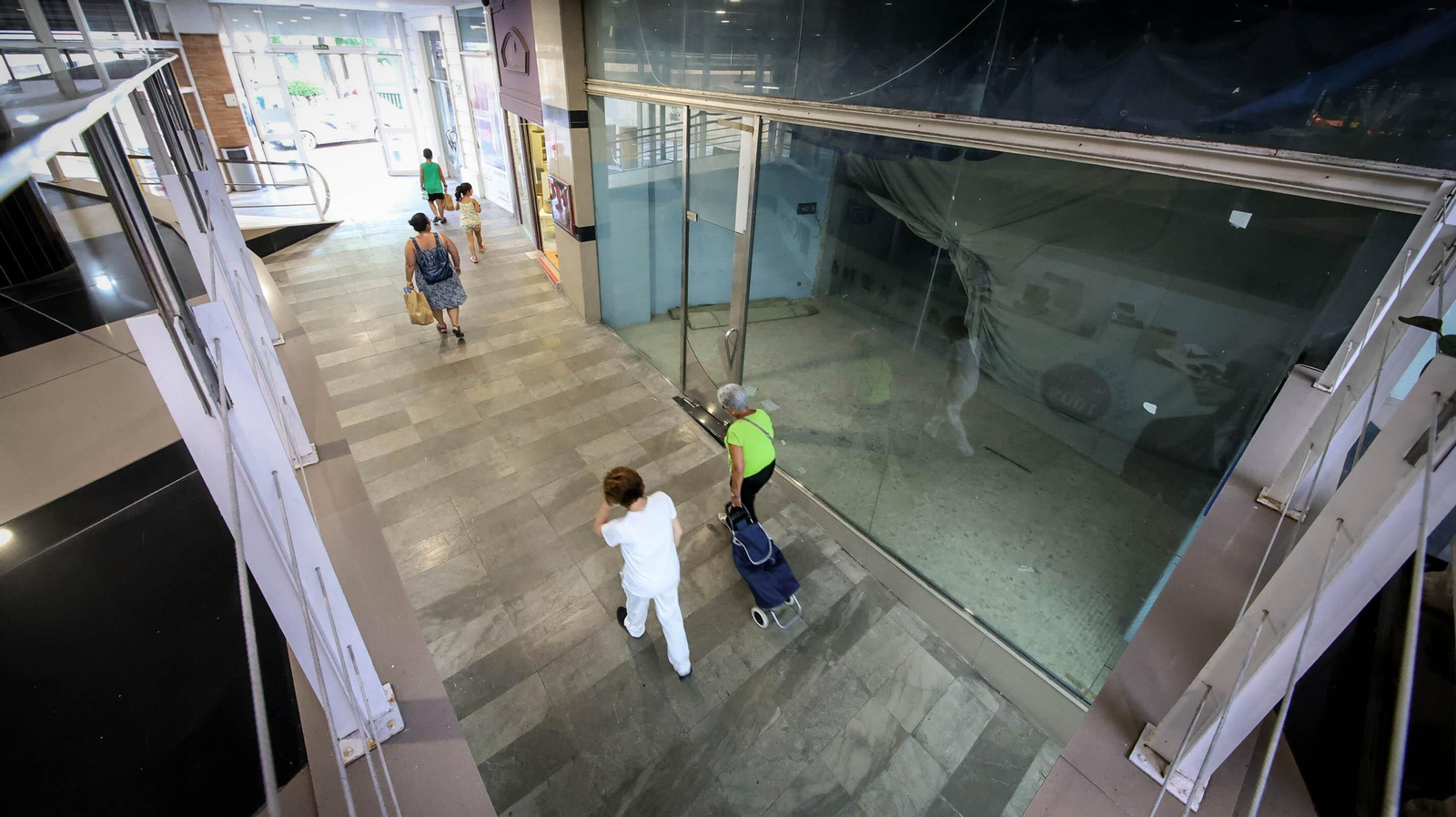 Centro Comercial los Cisnes en Jerez