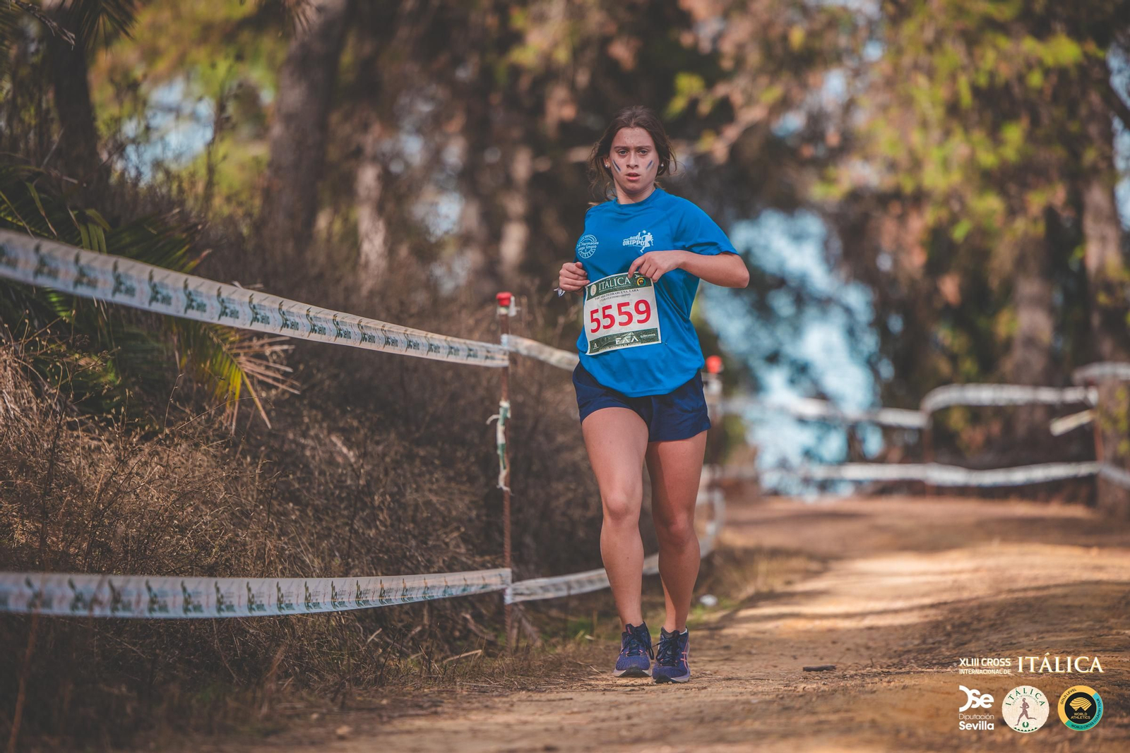 Búscate en las fotos del Cross de Itálica 2025 | 5