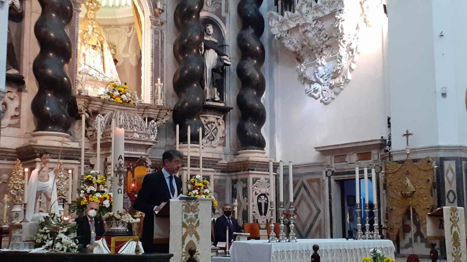 Juan Mera, durante el pregón de las Glorias en la iglesia de Santo Domingo.