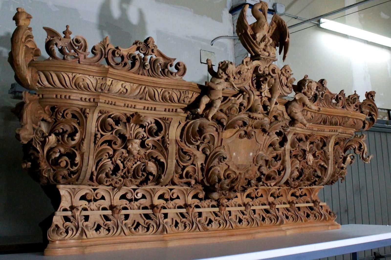 Talla delantera del paso del Cristo de la Sed.