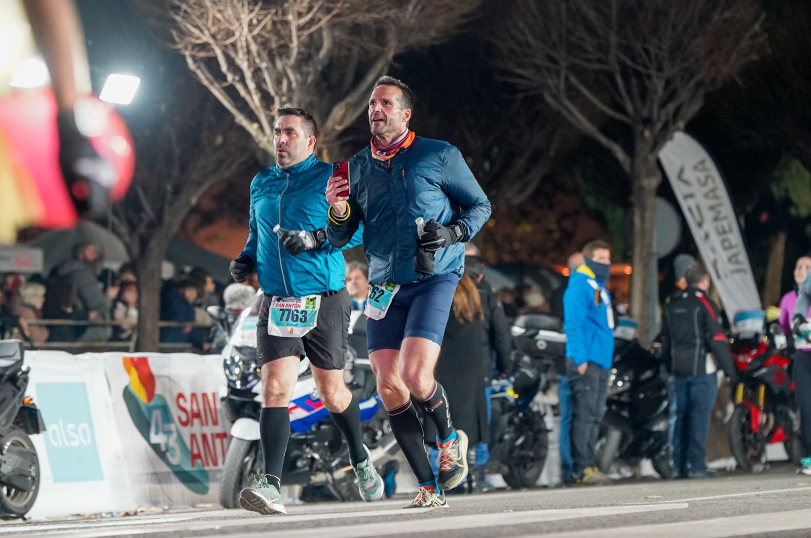 En imágenes: búscate en tu llegada a meta de la Carrera de San Antón 2026 (3)