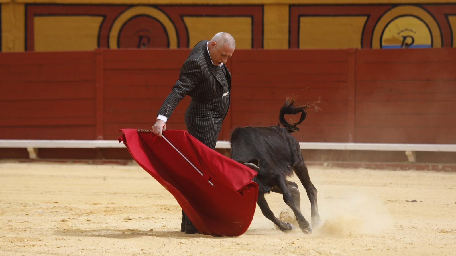 La clase magistral de tauromaquia organizada por Miguelete, en imágenes