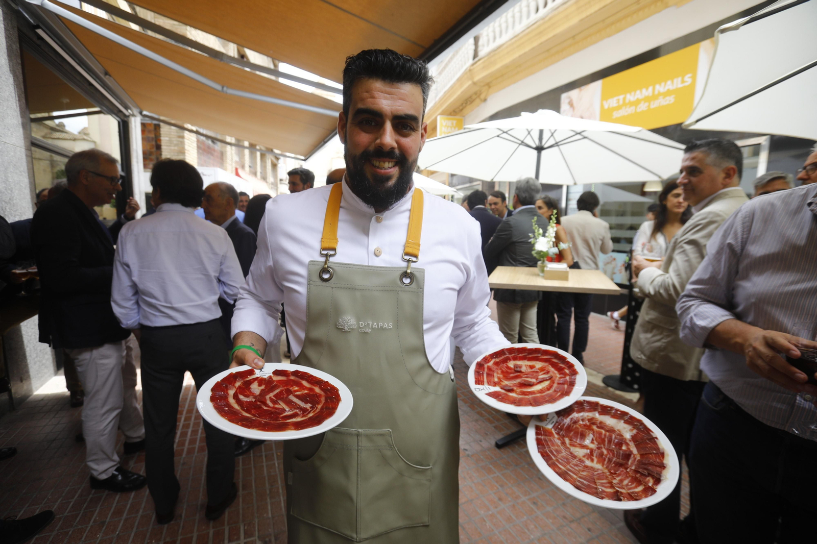 La inauguración de D'Tapas, de Covap, en Córdoba, en imágenes