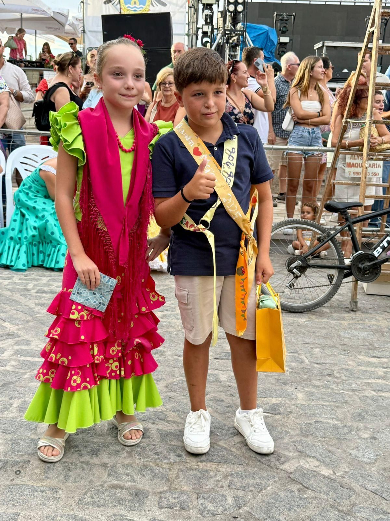 Las mejores imágenes de la Feria del Mediodía y la carrera de cintas infantiles de Mojácar