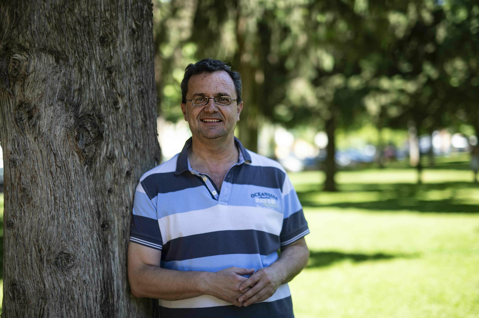 Juan Andrés de Gracia posa en el Parque Cruz Conde.