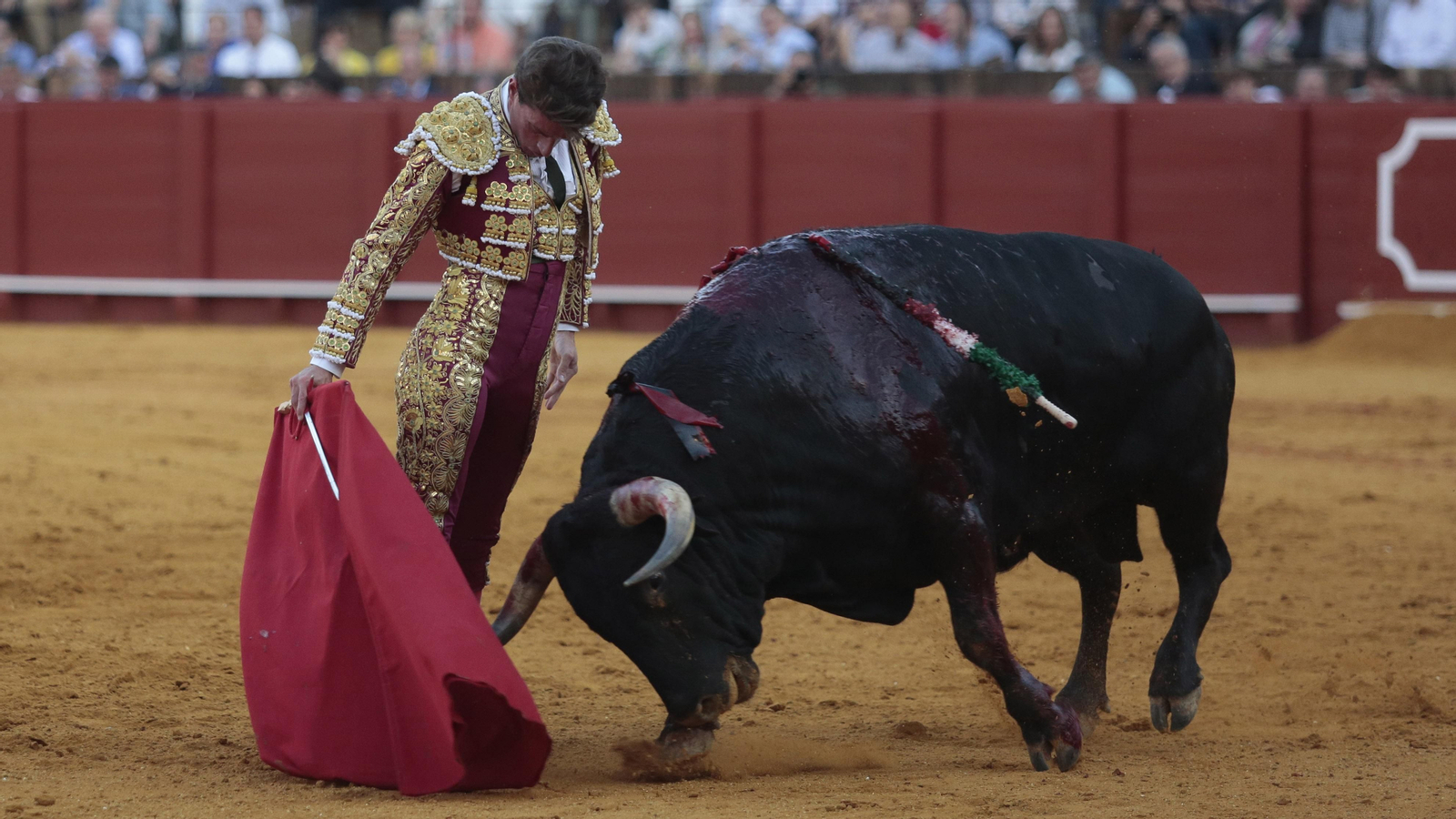 Las imágenes de la tercera de abono en La Maestranza