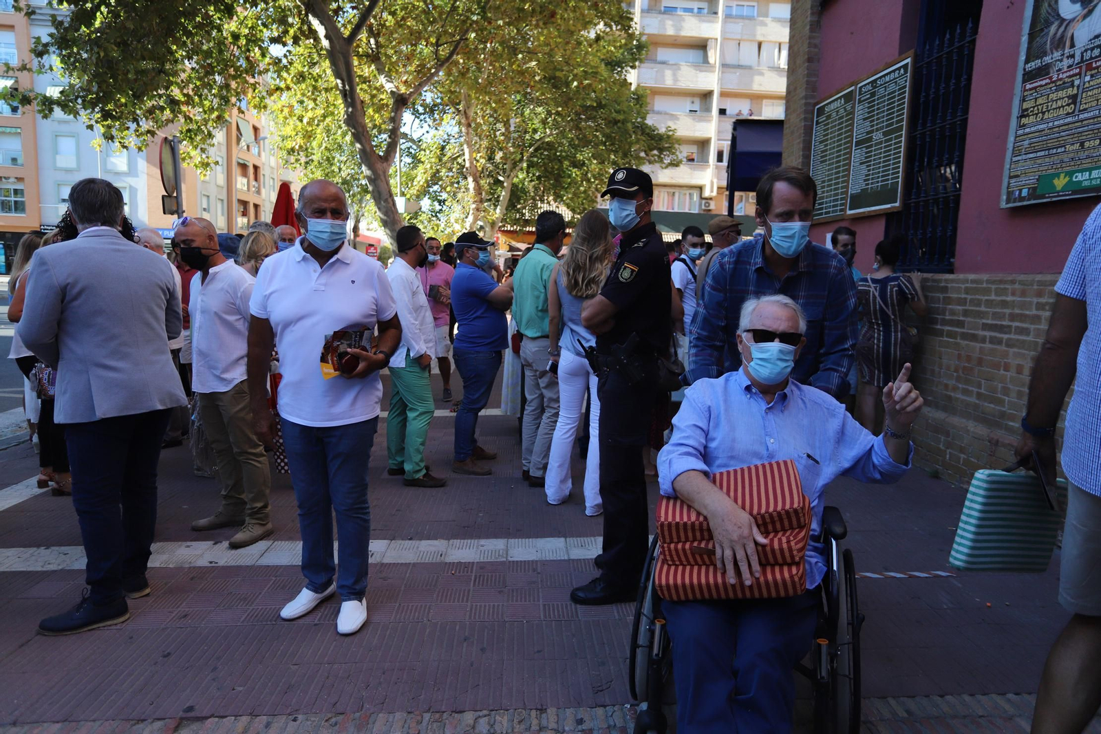 Ambiente taurino del 2 de Agosto en Huelva