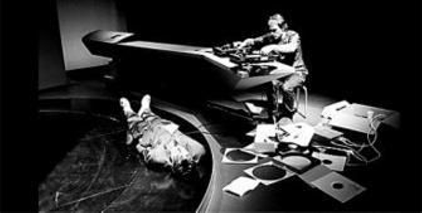 Los artistas durante la representación de 'Gaff Aff'.