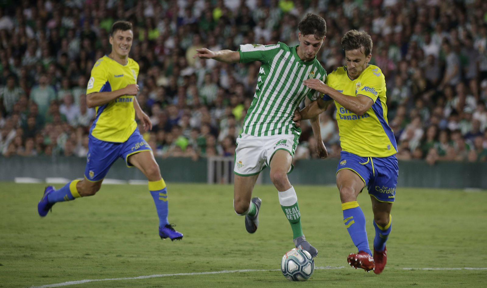 Las imágenes del Betis-Las Palmas homenaje a Rubén Castro