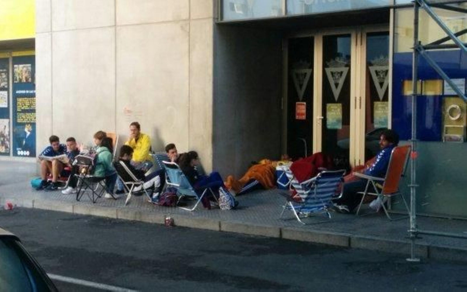 Completados 14 autobuses para Alicante en unas horas