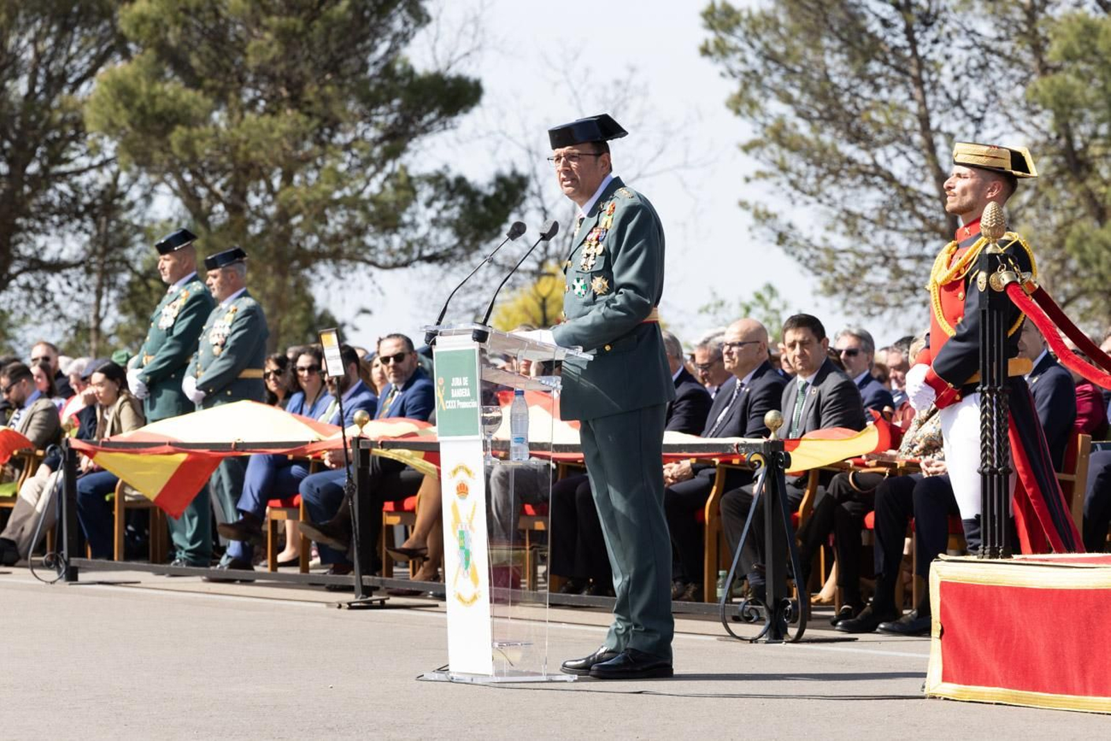 Jura de bandera de la 130ª promoción de guardias civiles de la Academia de Baeza