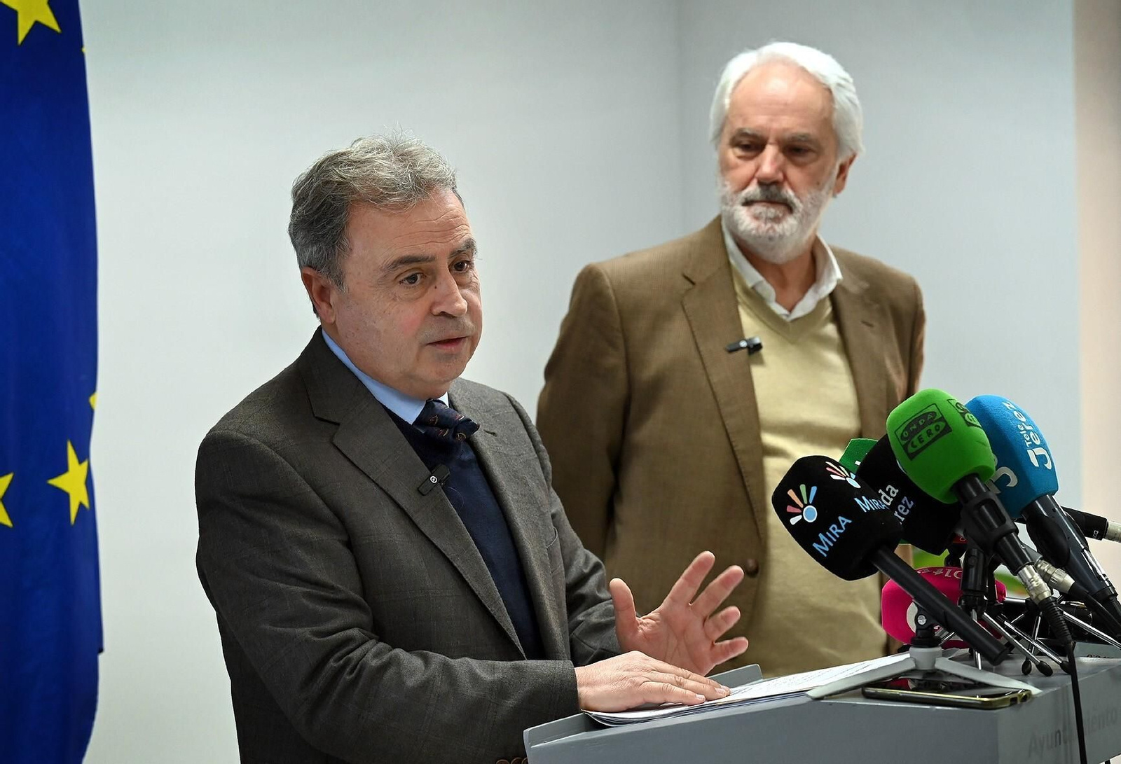 Antonio Real, hace balance de Fitur este lunes, acompañado por Agustín Muñoz.