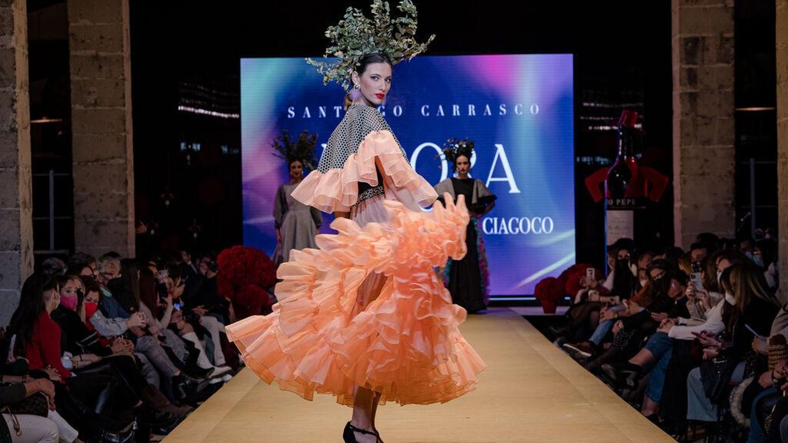 Uno de los diseños flamencos de Santi Carrasco