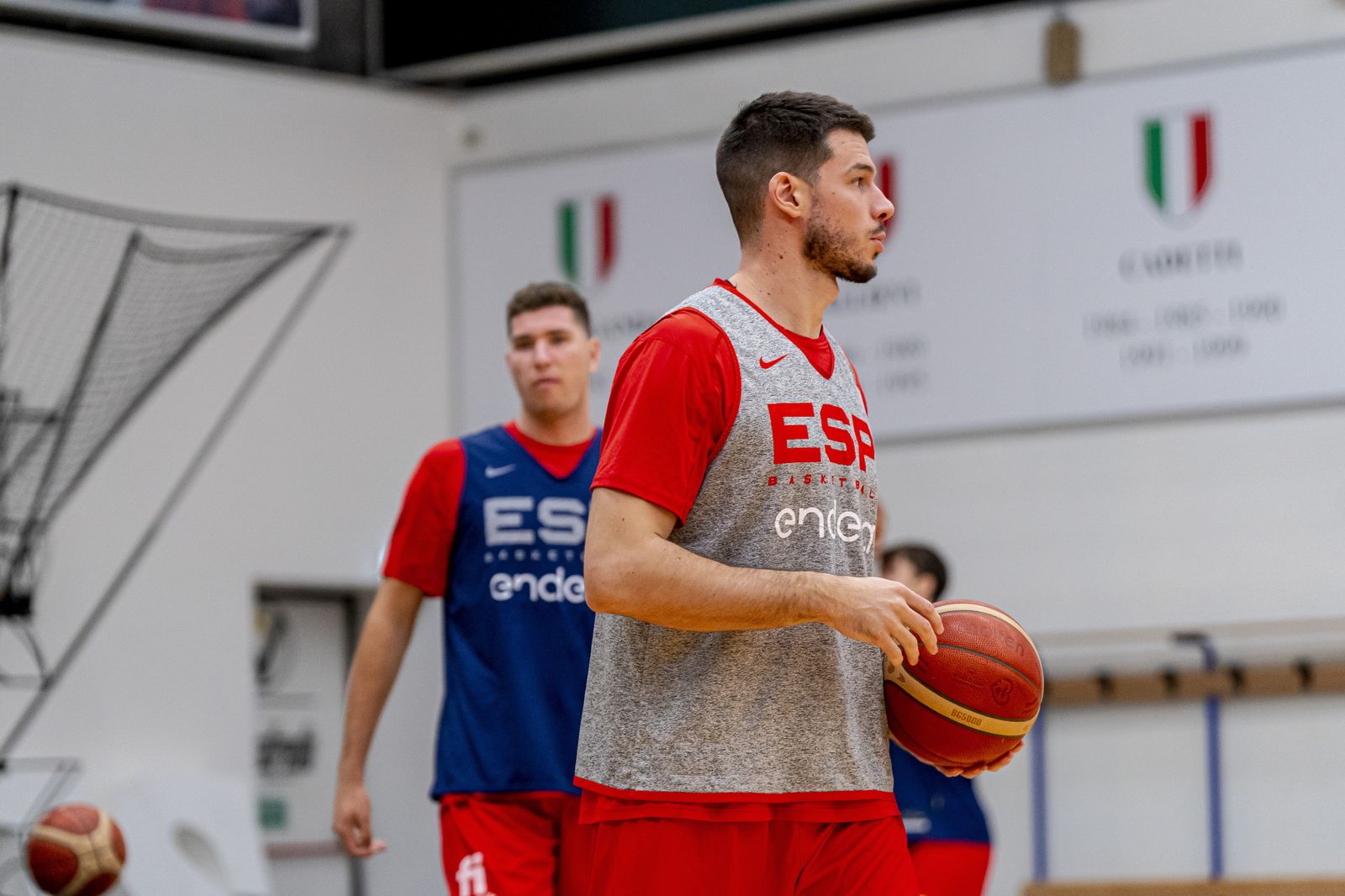 Alberto Díaz, Darío Brizuela y Jonathan Barreiro, a las órdenes de Scariolo en Bolonia