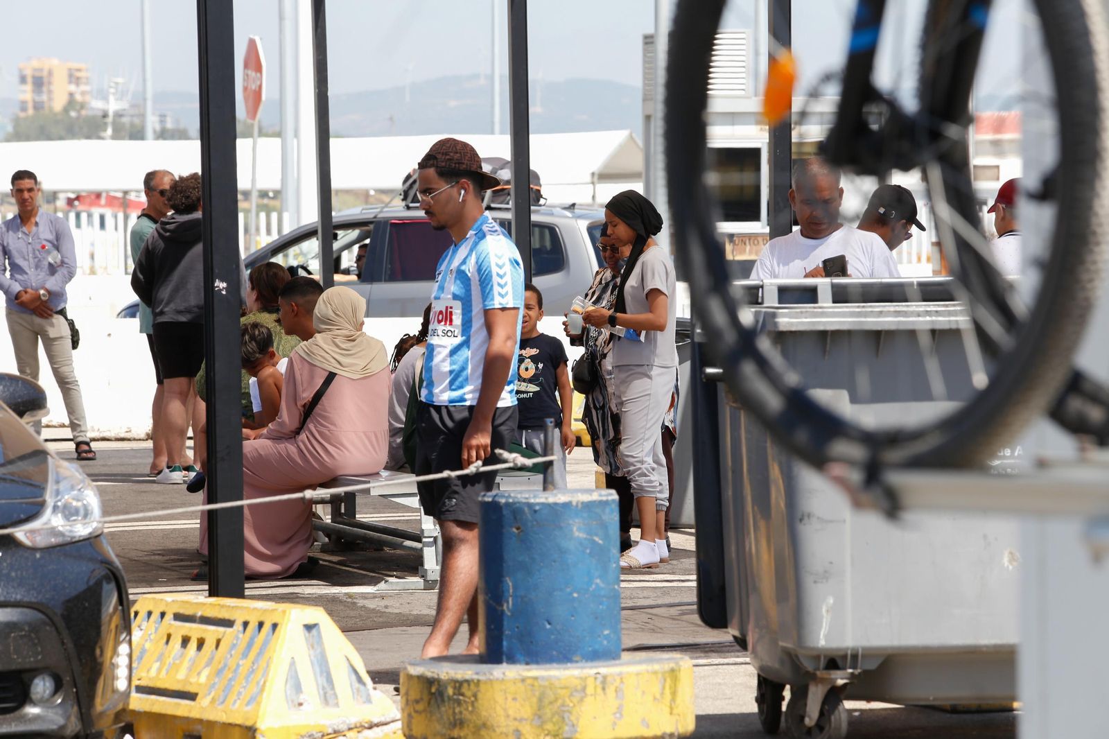 El intenso sábado en la Operación Paso del Estrecho en Algeciras, en imágenes