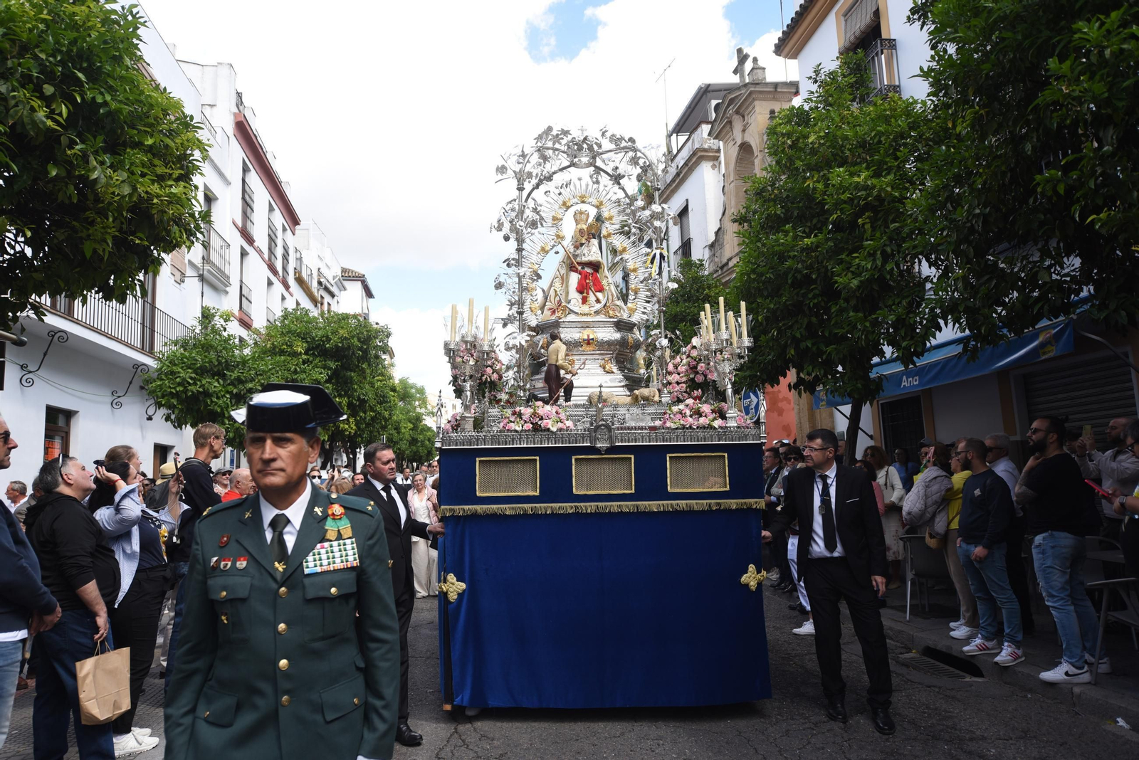 La procesión de la Virgen de la Cabeza de Córdoba, en imágenes