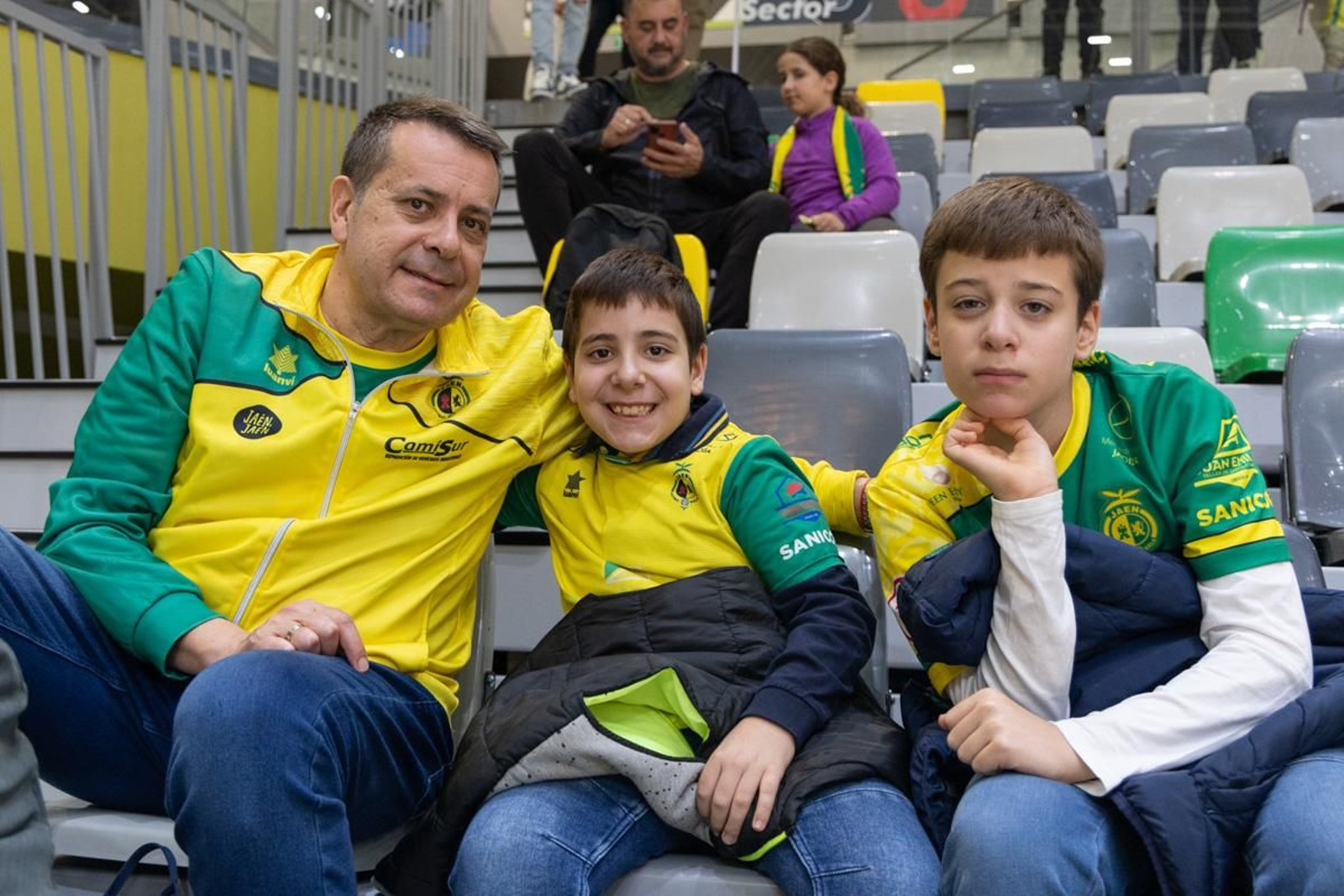 La goleada del Jaén Paraíso Interior FS ante el Viña Albali Valdepeñas, en imágenes