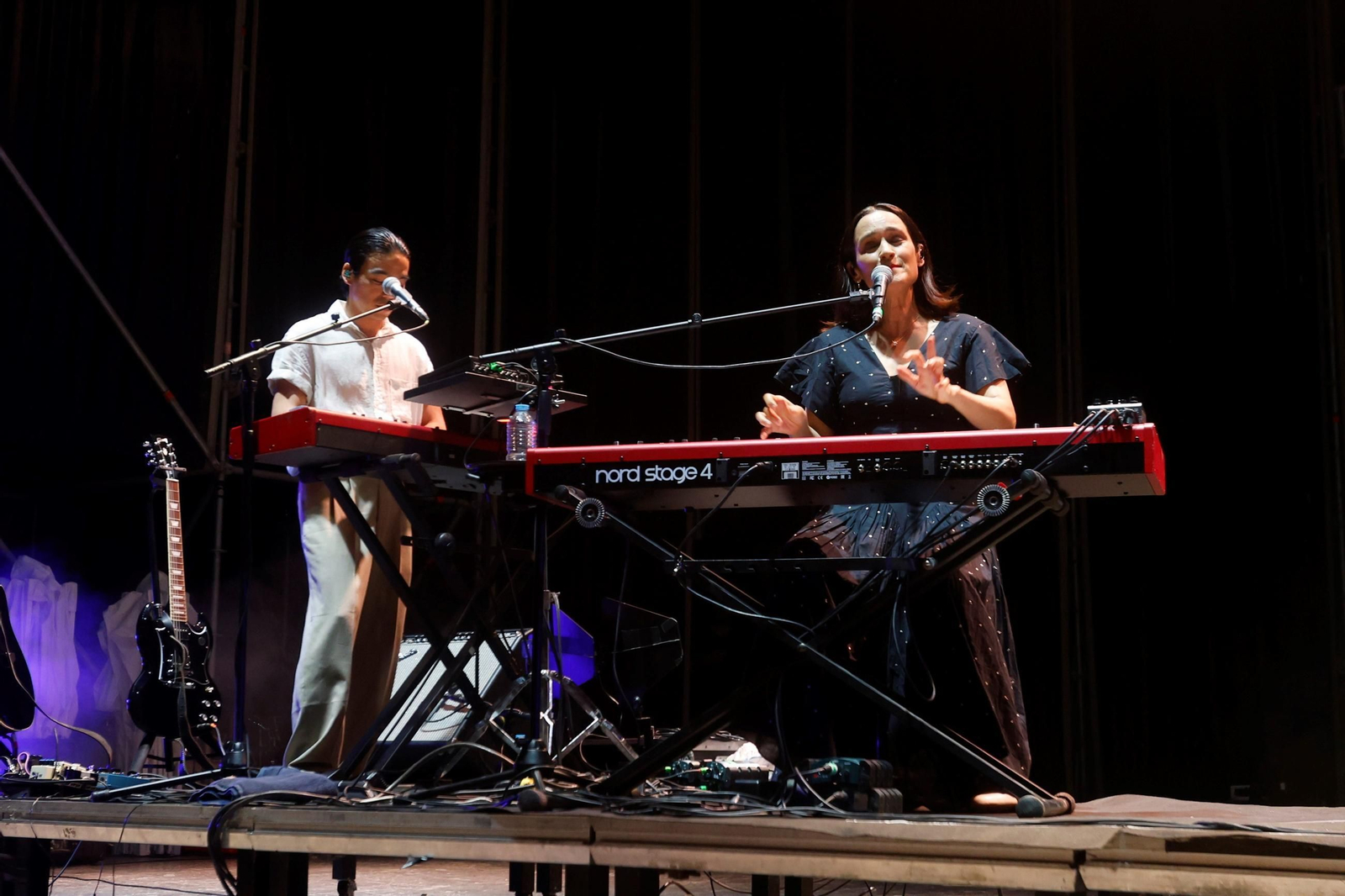 Las imágenes de los conciertos de Valeria Castro y Julieta Venegas en el Festival de la Guitarra de Córdoba