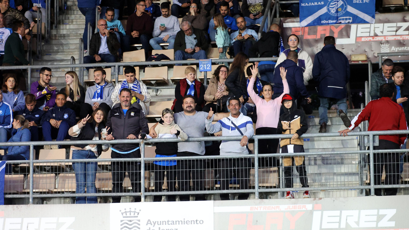 Búscate en el Xerez DFC - Ceuta B en el Municipal de Chapín en Jerez