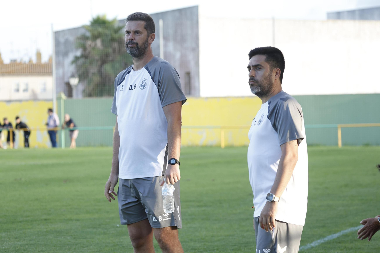 "Las fotos del partido de entrenamiento de la Balona con el Mons Calpe de Gibraltar"