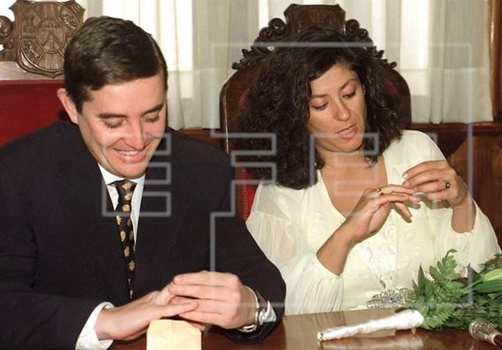 Almudena Grandes con Luis García Montero en Santa Fe (Granada)