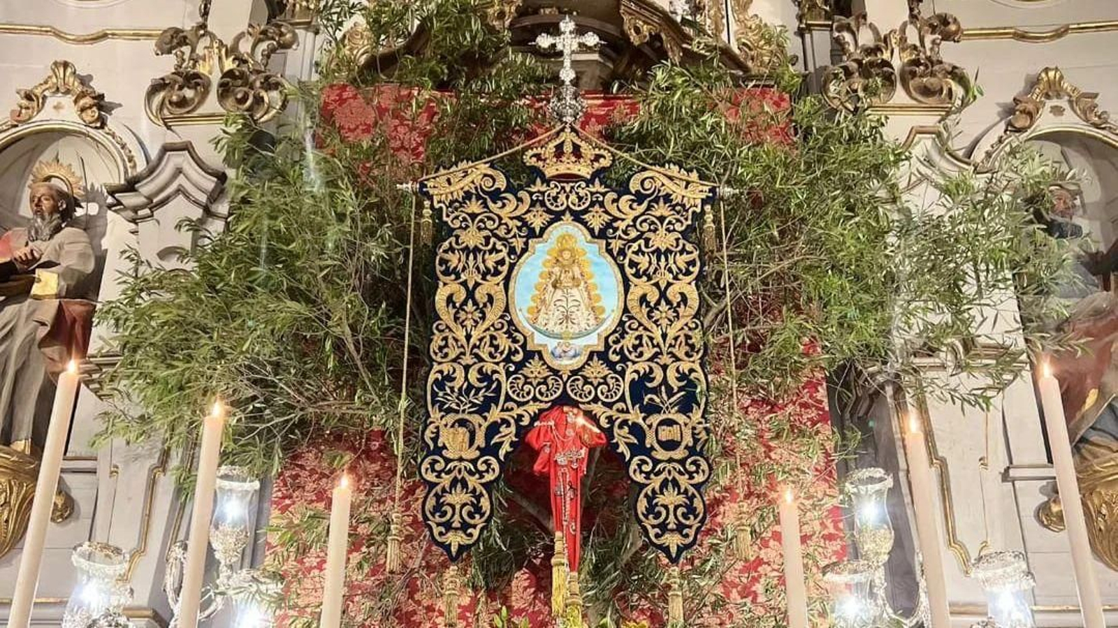 Simpecado de Marchena.