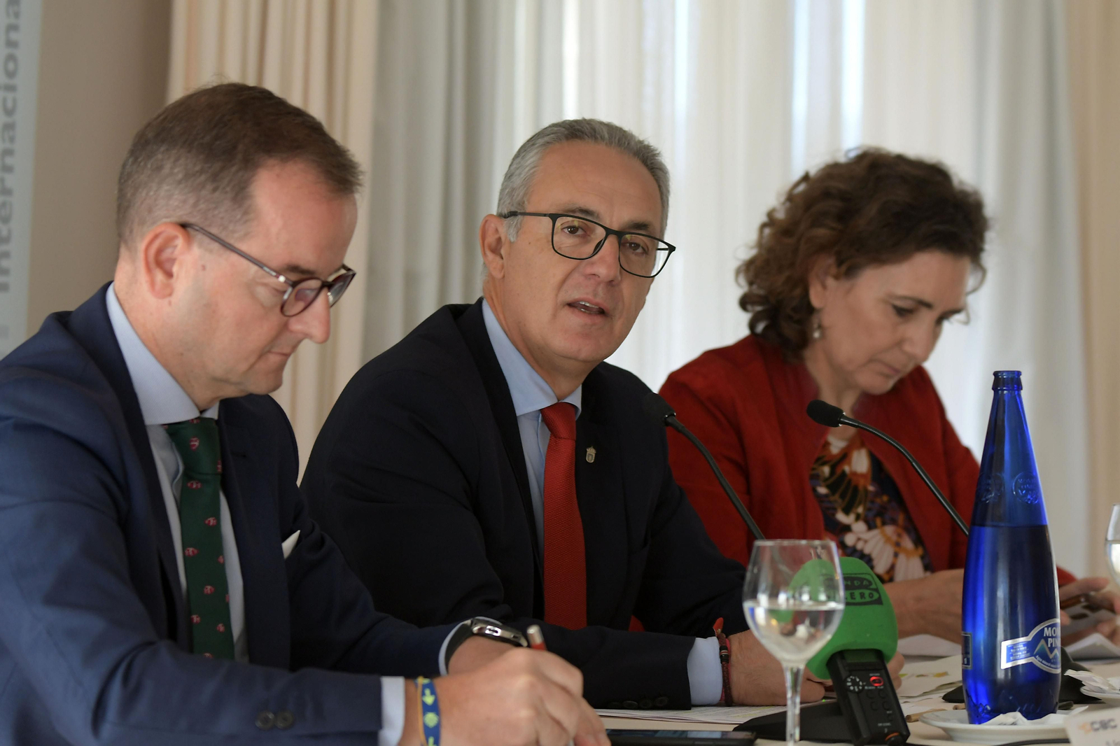 Juan Lozano, presidente de la Mancomunidad, durante su intervención.