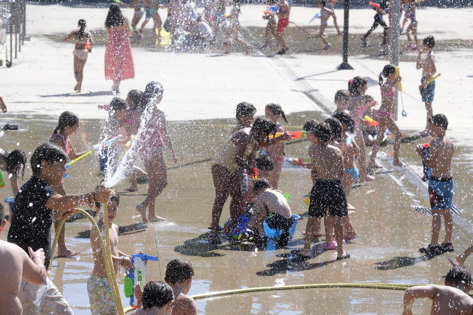 ¡Por fin vacaciones! Las mejores fotografías del último día de colegio en Córdoba