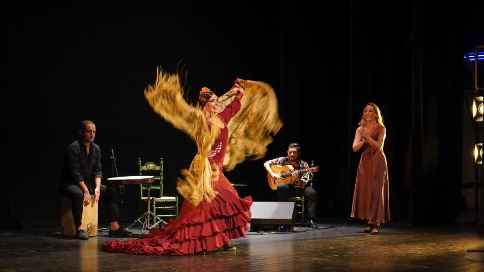 Otra imagen del espectáculo flamenco.