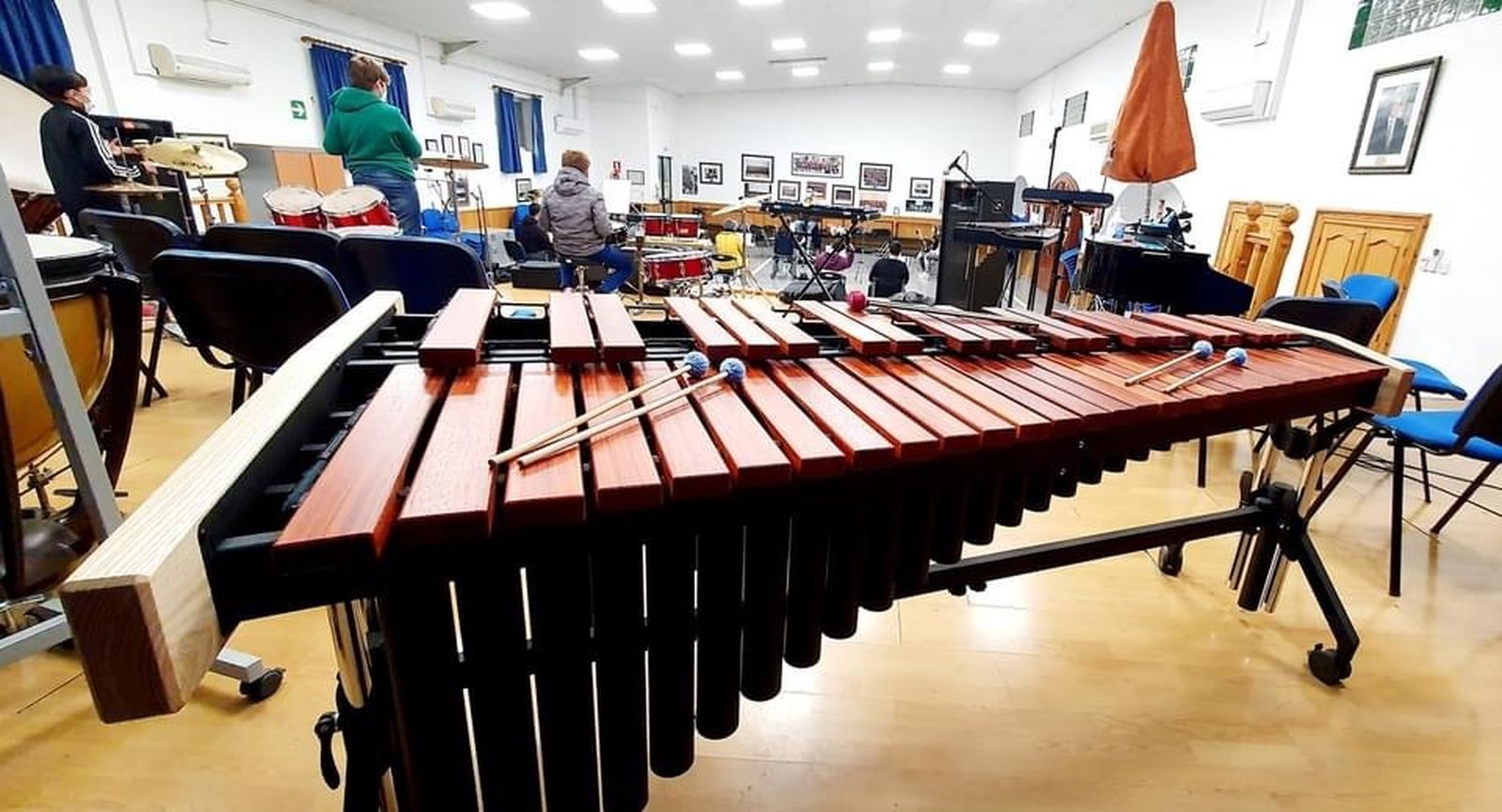 Imagen de la marimba comprada para la Escuela de Música de Cúllar Vega