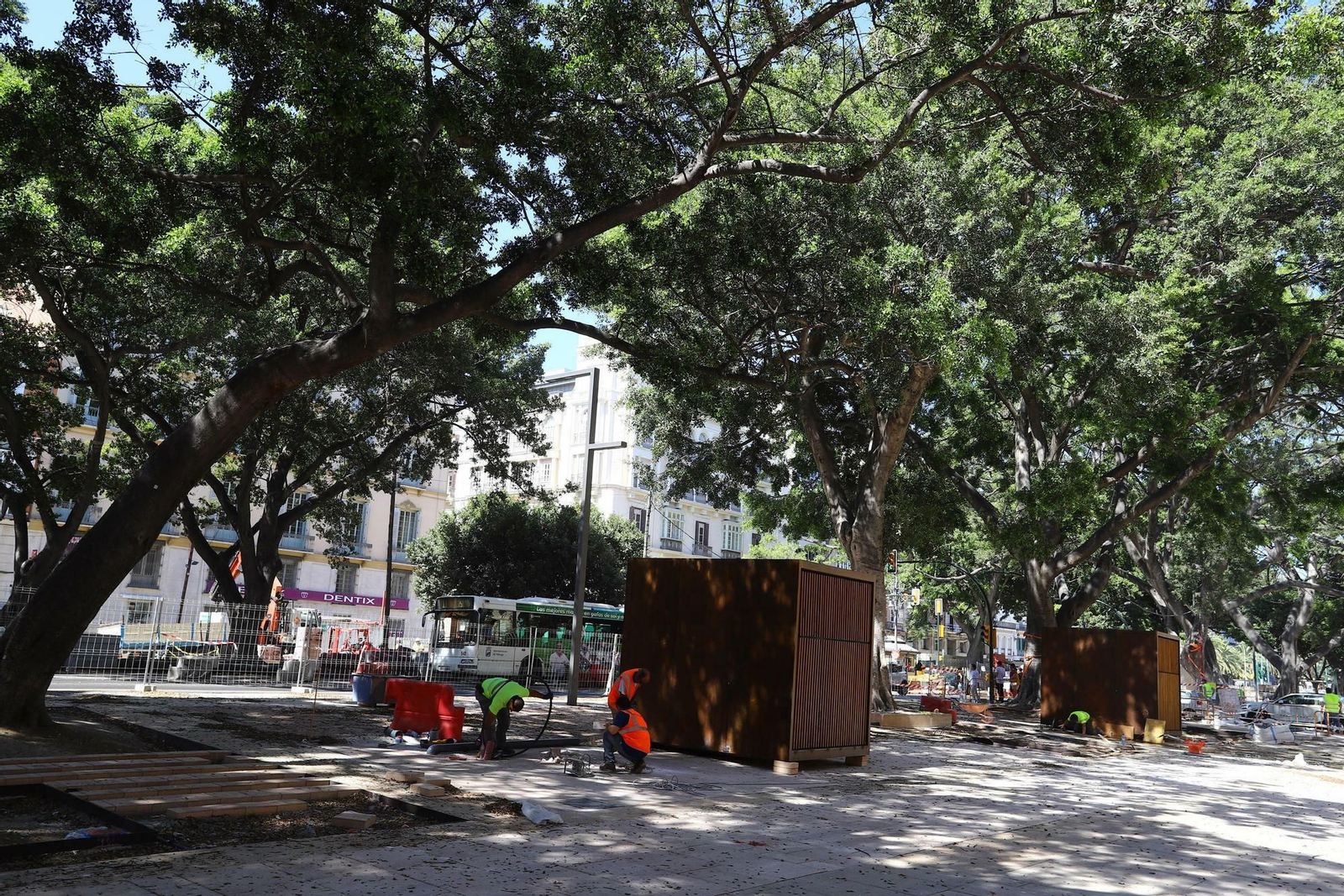 Las fotos de los nuevos puestos de flores de la Alameda
