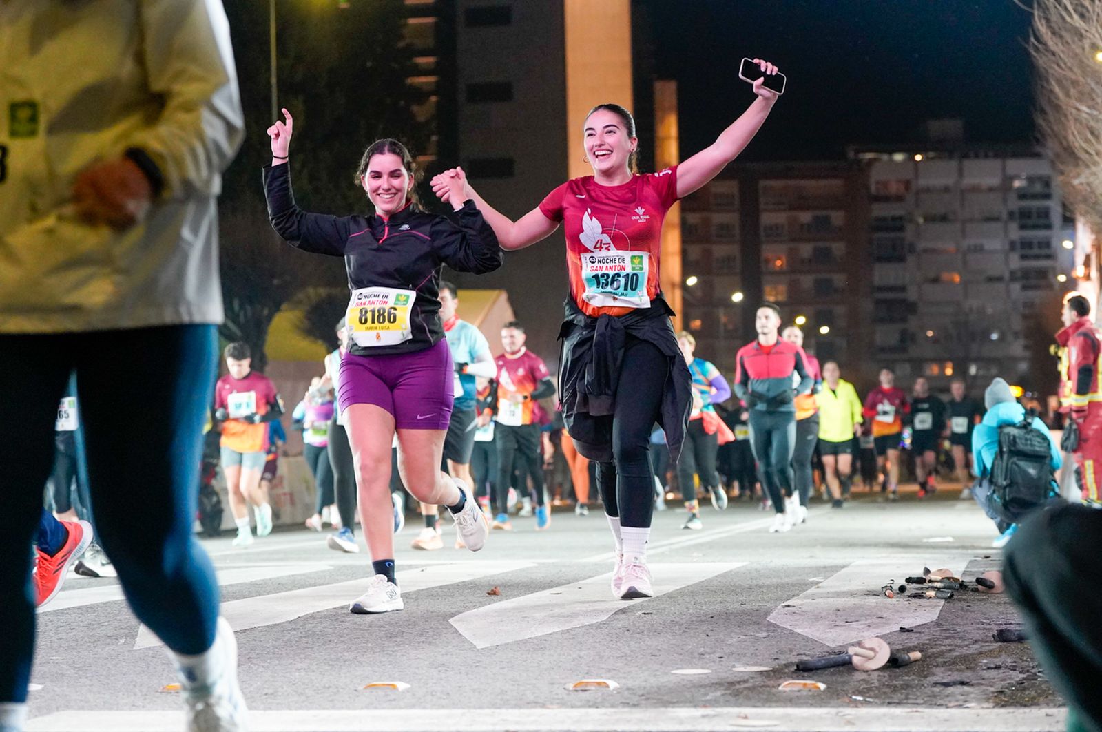 En imágenes: búscate en tu llegada a meta de la Carrera de San Antón 2026 (17)